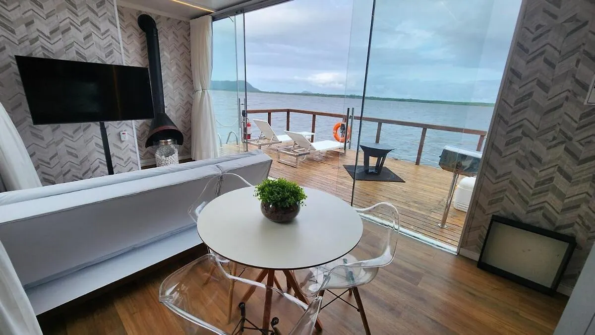 Sky House Summer Boat Hotel Florianopolis Botel